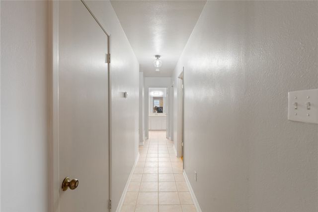 1213 Palm Ave, Kingsville, TX 78363