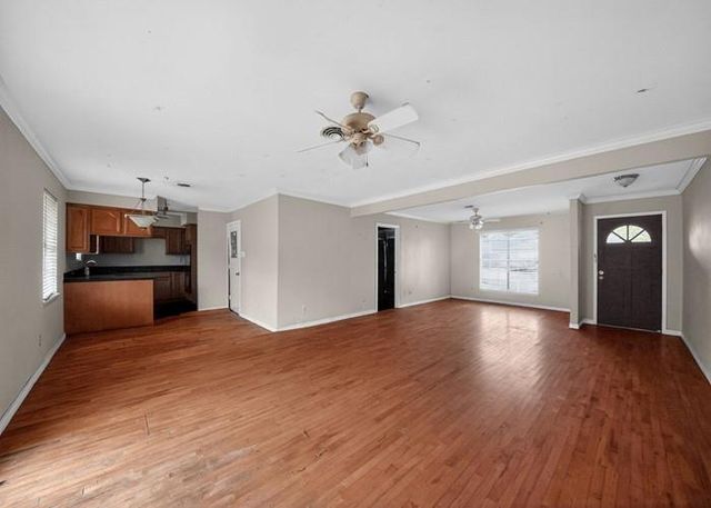 9539 Beverlyhill Street, Houston, TX 77063