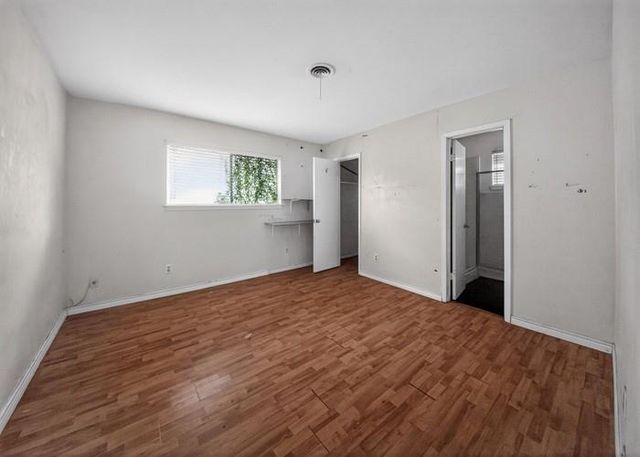 9539 Beverlyhill Street, Houston, TX 77063