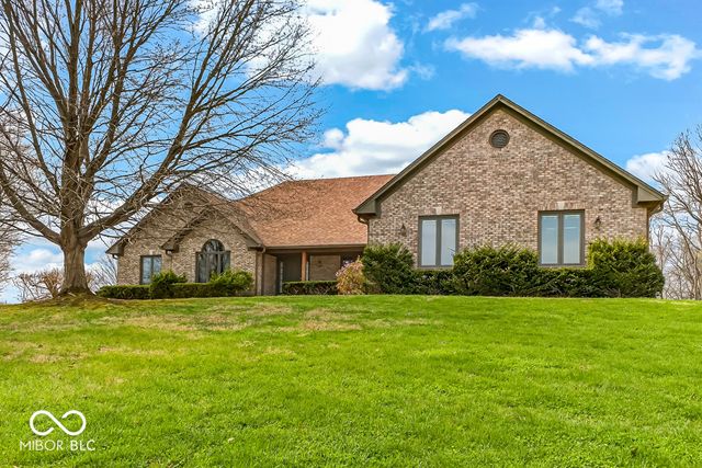 8040 Wetzel Trace, Martinsville, IN 46151