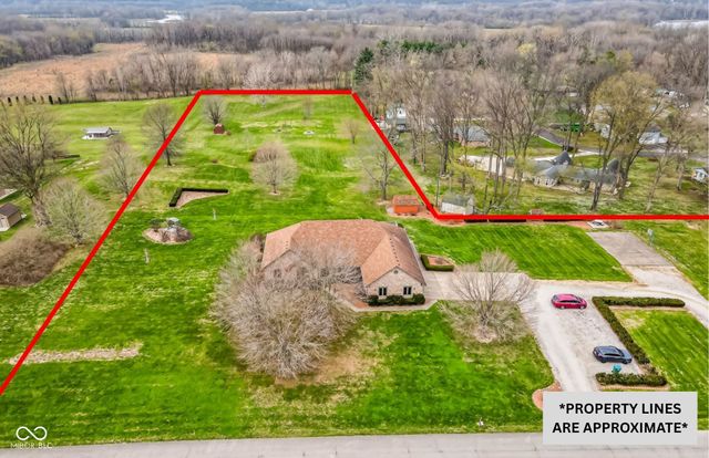 8040 Wetzel Trace, Martinsville, IN 46151