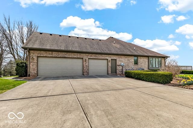 8040 Wetzel Trace, Martinsville, IN 46151