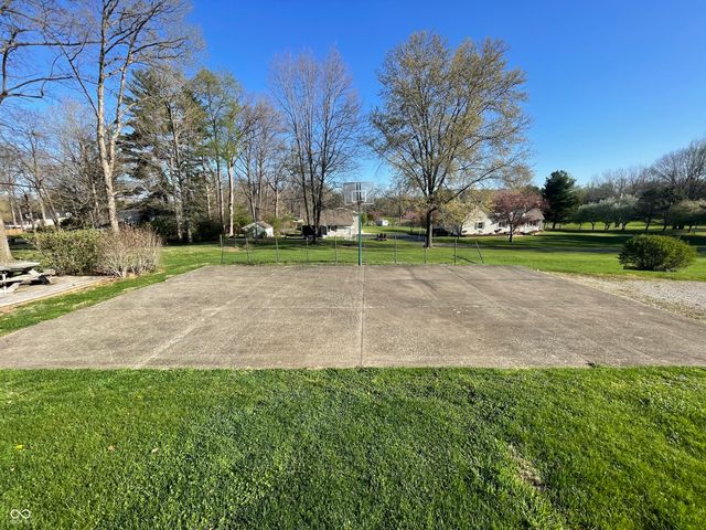 8040 Wetzel Trace, Martinsville, IN 46151