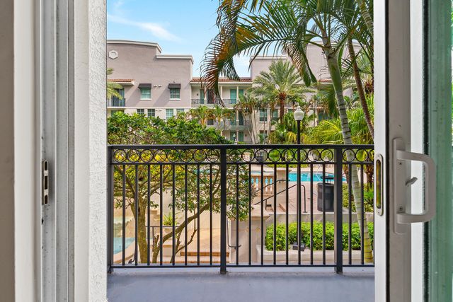 600 S Dixie Highway 636, West Palm Beach, FL 33401