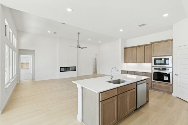 3502 J.B. Thomas Drive, Farmersville, TX 75442