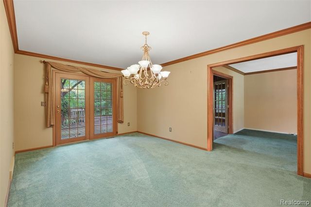 9277 Burning Tree Drive, Grand Blanc, MI 48439