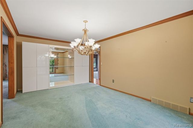 9277 Burning Tree Drive, Grand Blanc, MI 48439