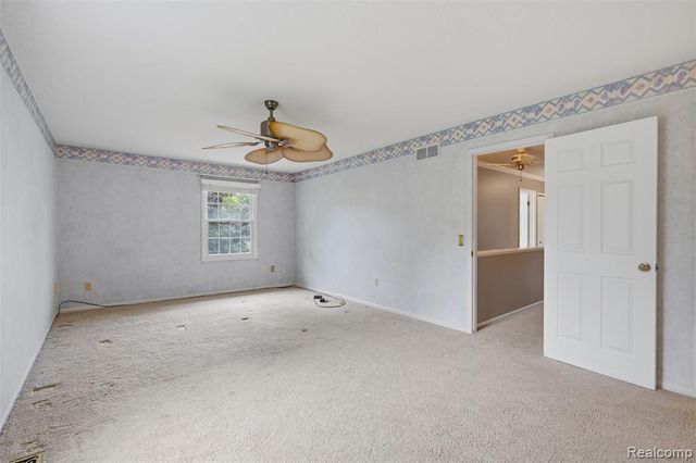 9277 Burning Tree Drive, Grand Blanc, MI 48439