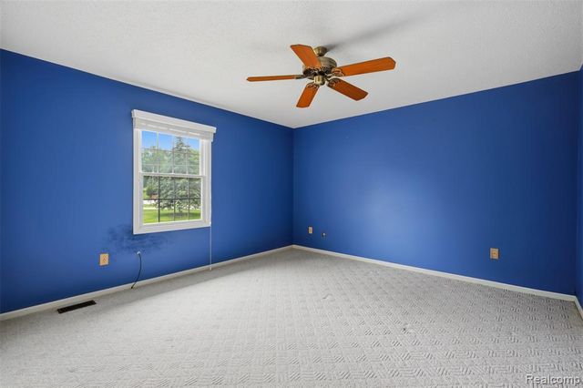 9277 Burning Tree Drive, Grand Blanc, MI 48439