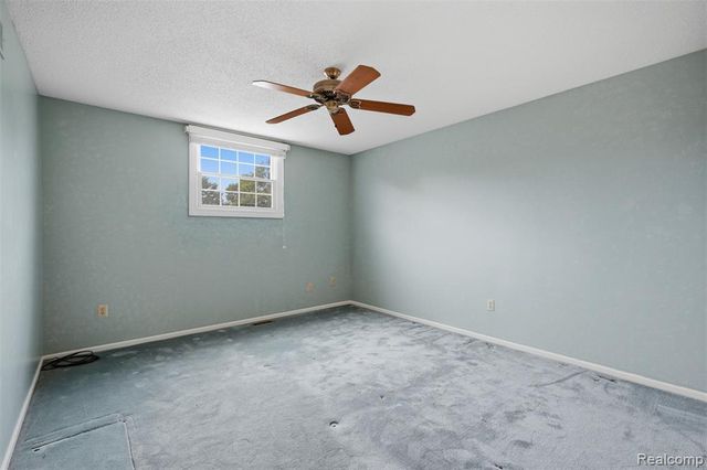 9277 Burning Tree Drive, Grand Blanc, MI 48439