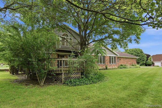 9277 Burning Tree Drive, Grand Blanc, MI 48439