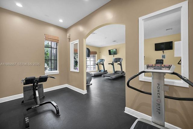 12160 Saint Andrews Pl 205, Miramar, FL 33025