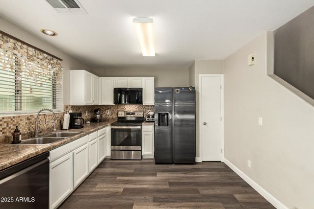 6307 W BEVERLY Road, Laveen, AZ 85339