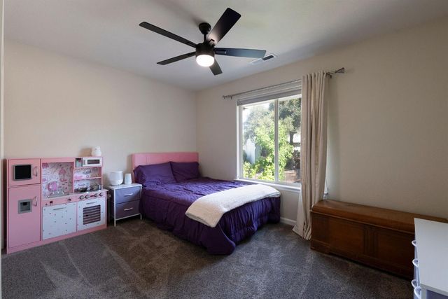 90 Westview Dr, Jackson, CA 95642