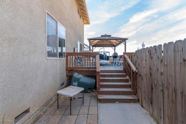 90 Westview Dr, Jackson, CA 95642