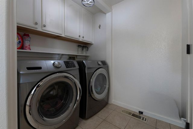 90 Westview Dr, Jackson, CA 95642