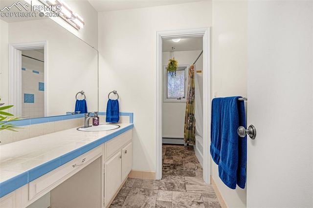 4307 Valli Vista Road, Colorado Springs, CO 80915