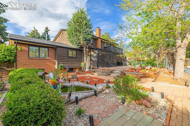 4307 Valli Vista Road, Colorado Springs, CO 80915