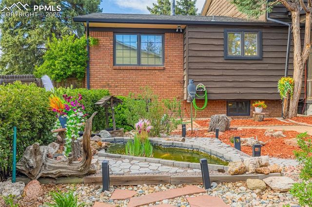 4307 Valli Vista Road, Colorado Springs, CO 80915