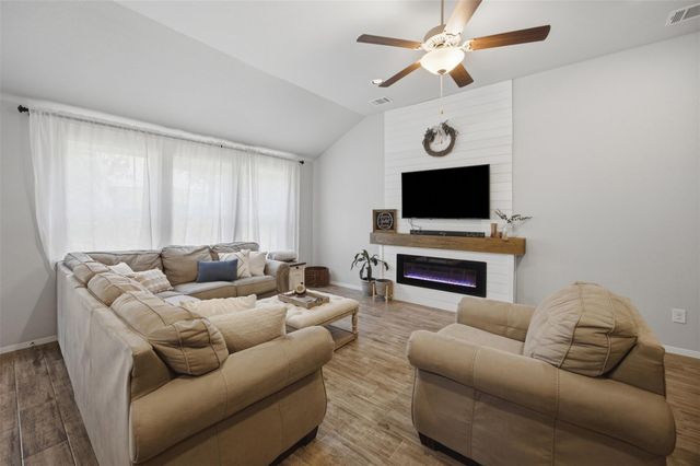 20812 Twisting TRL, Lago Vista, TX 78645