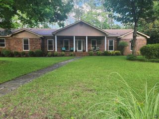 106 Fox Glen Drive, Warner Robins, GA 31088