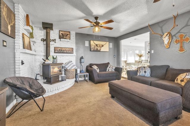 981 Hillside Court SW, Los Lunas, NM 87031