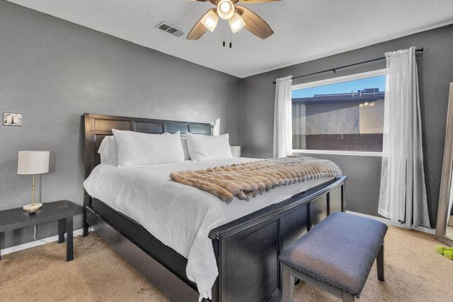 981 Hillside Court SW, Los Lunas, NM 87031