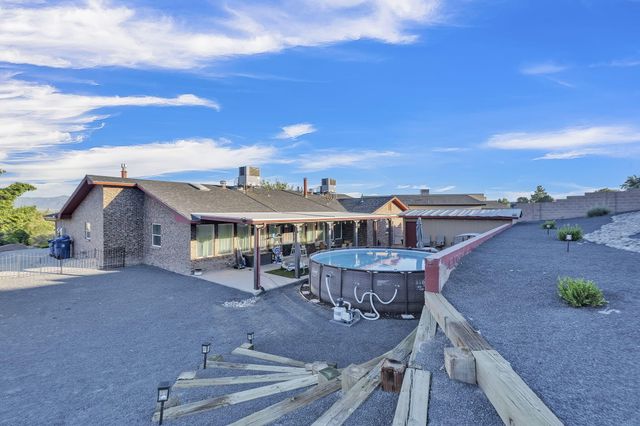 981 Hillside Court SW, Los Lunas, NM 87031