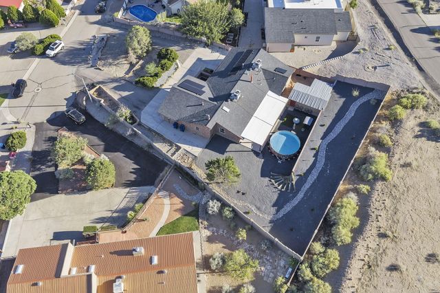 981 Hillside Court SW, Los Lunas, NM 87031