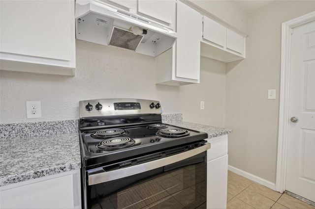 8707 Yvonne Drive, Houston, TX 77044