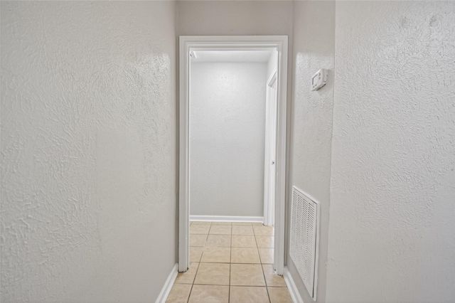 8707 Yvonne Drive, Houston, TX 77044