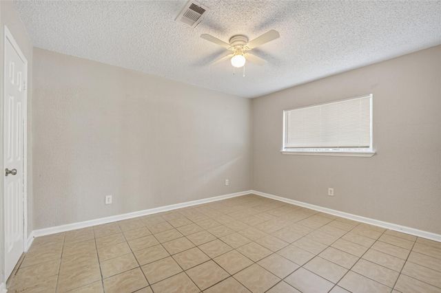 8707 Yvonne Drive, Houston, TX 77044