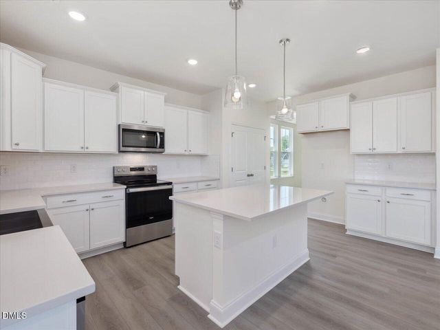 508 Hipwood Drive, Zebulon, NC 27597