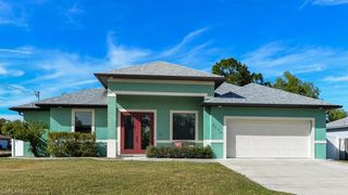 3226 Vera CT, Lehigh Acres, FL 33976