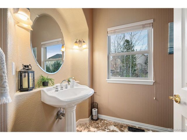 7284 Timbercrest Ln, Castle Rock, CO 80108