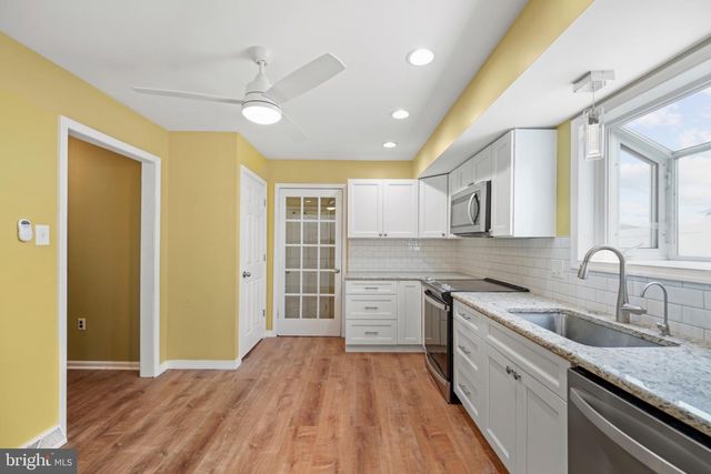 2830 ELLIOTT AVE, Willow Grove, PA 19090