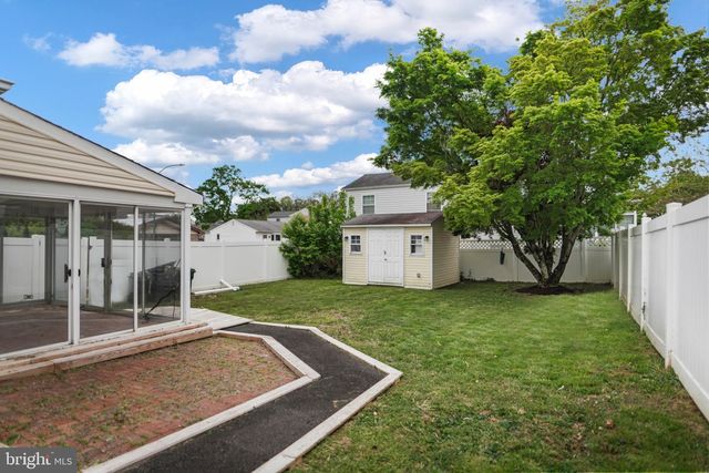 2830 ELLIOTT AVE, Willow Grove, PA 19090