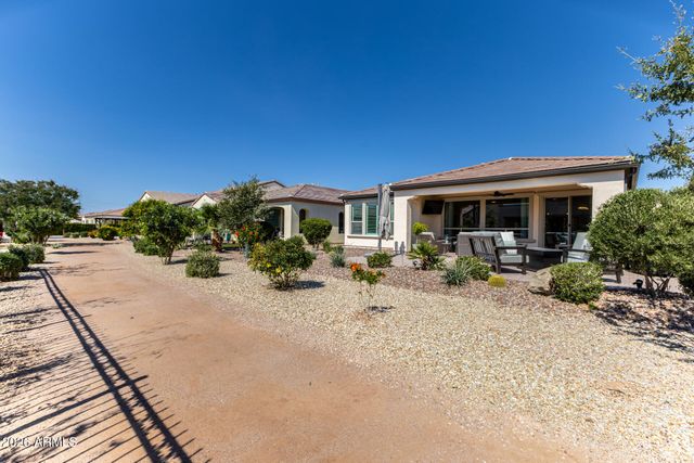 523 E WATERMELON Lane, Queen Creek, AZ 85140