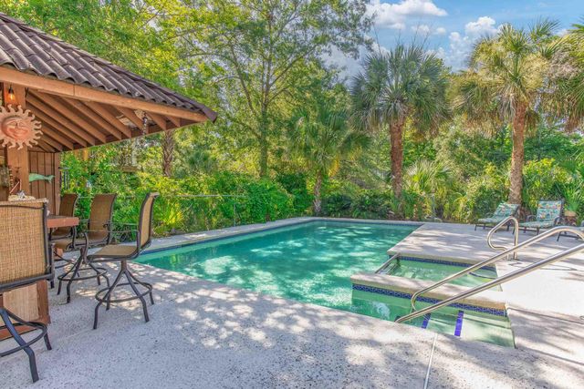 4907 Woodview Ln., Myrtle Beach, SC 29575