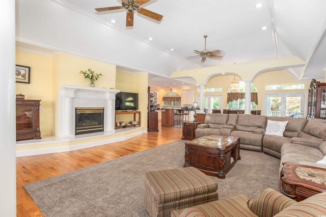 4907 Woodview Ln., Myrtle Beach, SC 29575