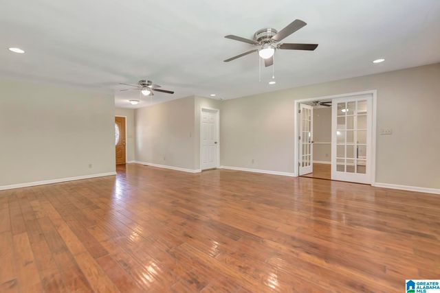 1373 ROCK CREEK ROAD, Hueytown, AL 35023