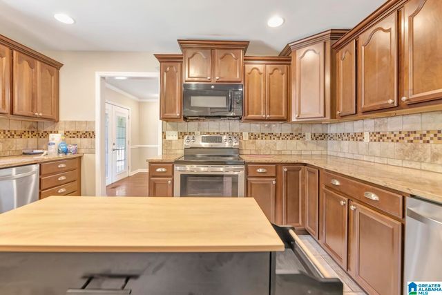 1373 ROCK CREEK ROAD, Hueytown, AL 35023