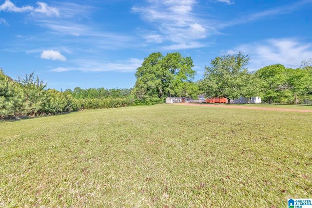 1373 ROCK CREEK ROAD, Hueytown, AL 35023