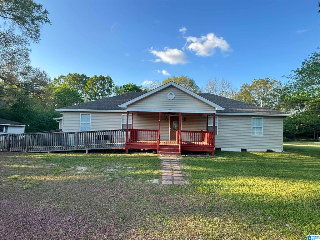 1373 ROCK CREEK ROAD, Hueytown, AL 35023