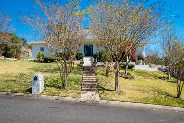 13518 Christopher Drive, Little Rock, AR 72212