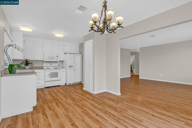 3784 Briarcliff Dr, Pittsburg, CA 94565