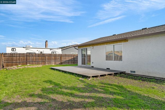 3784 Briarcliff Dr, Pittsburg, CA 94565