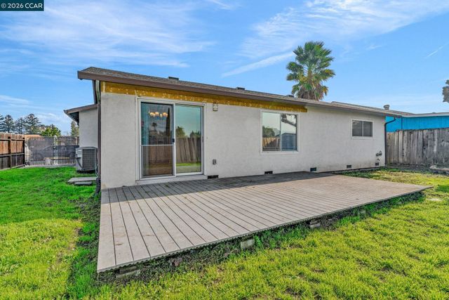 3784 Briarcliff Dr, Pittsburg, CA 94565