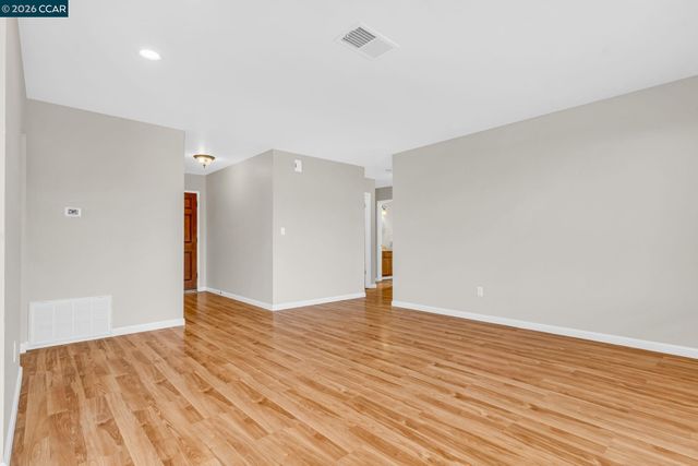 3784 Briarcliff Dr, Pittsburg, CA 94565