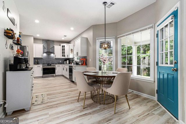 1611 Hillside Bend Crossing, Lawrenceville, GA 30043